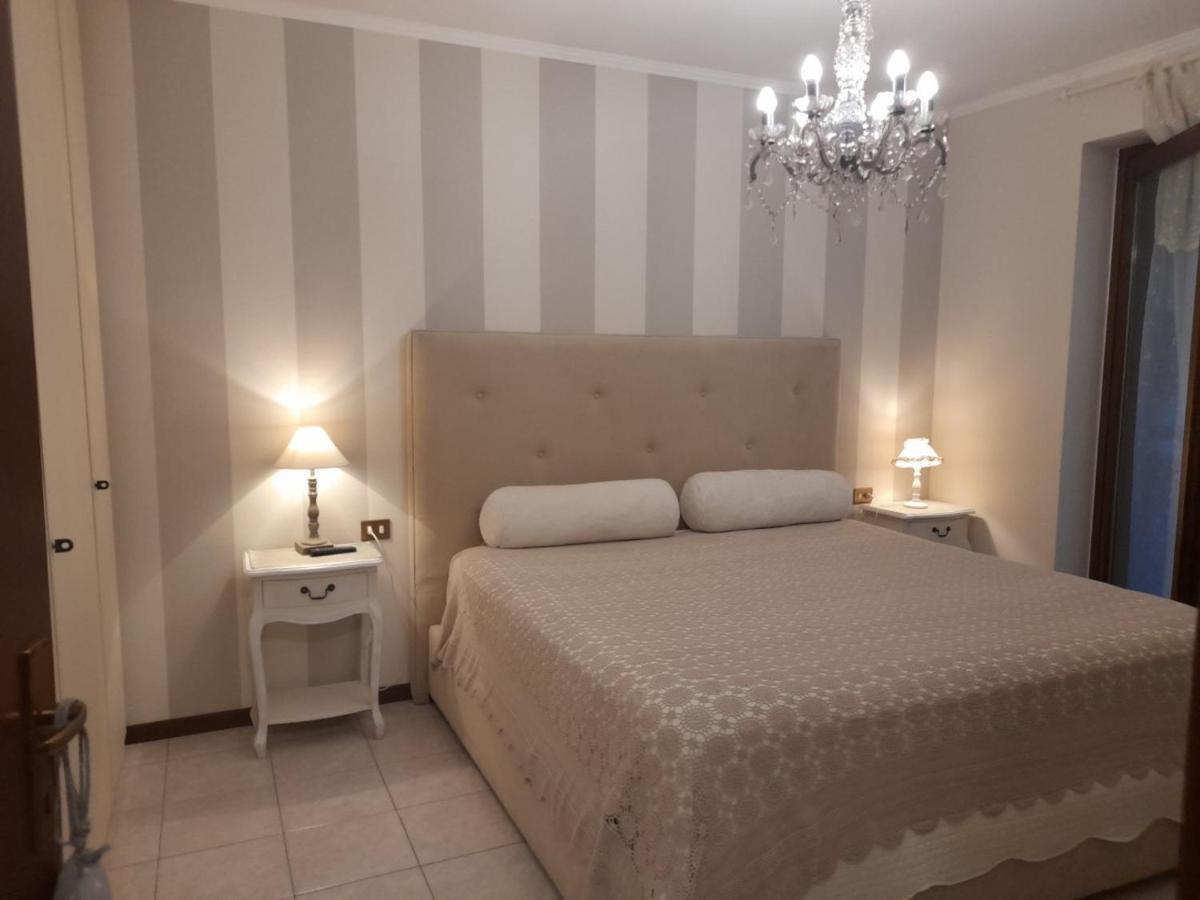 Fiorenza House Luisago Buitenkant foto