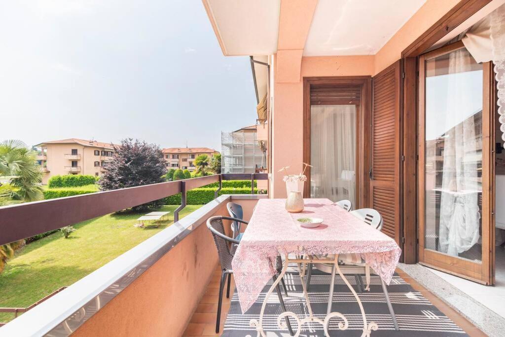 Fiorenza House Luisago Buitenkant foto