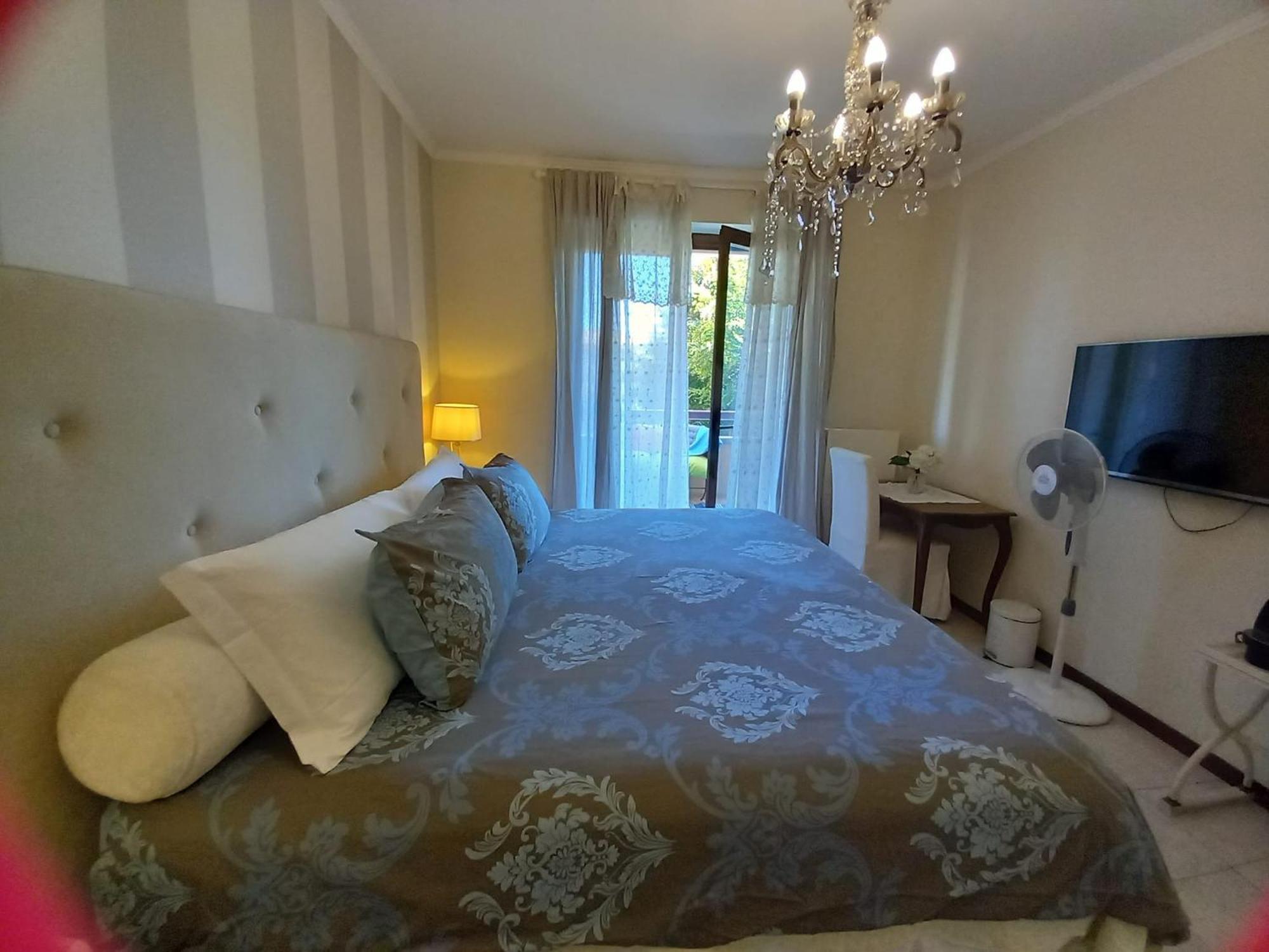 Fiorenza House Luisago Buitenkant foto