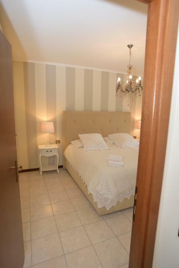 Fiorenza House Luisago Buitenkant foto